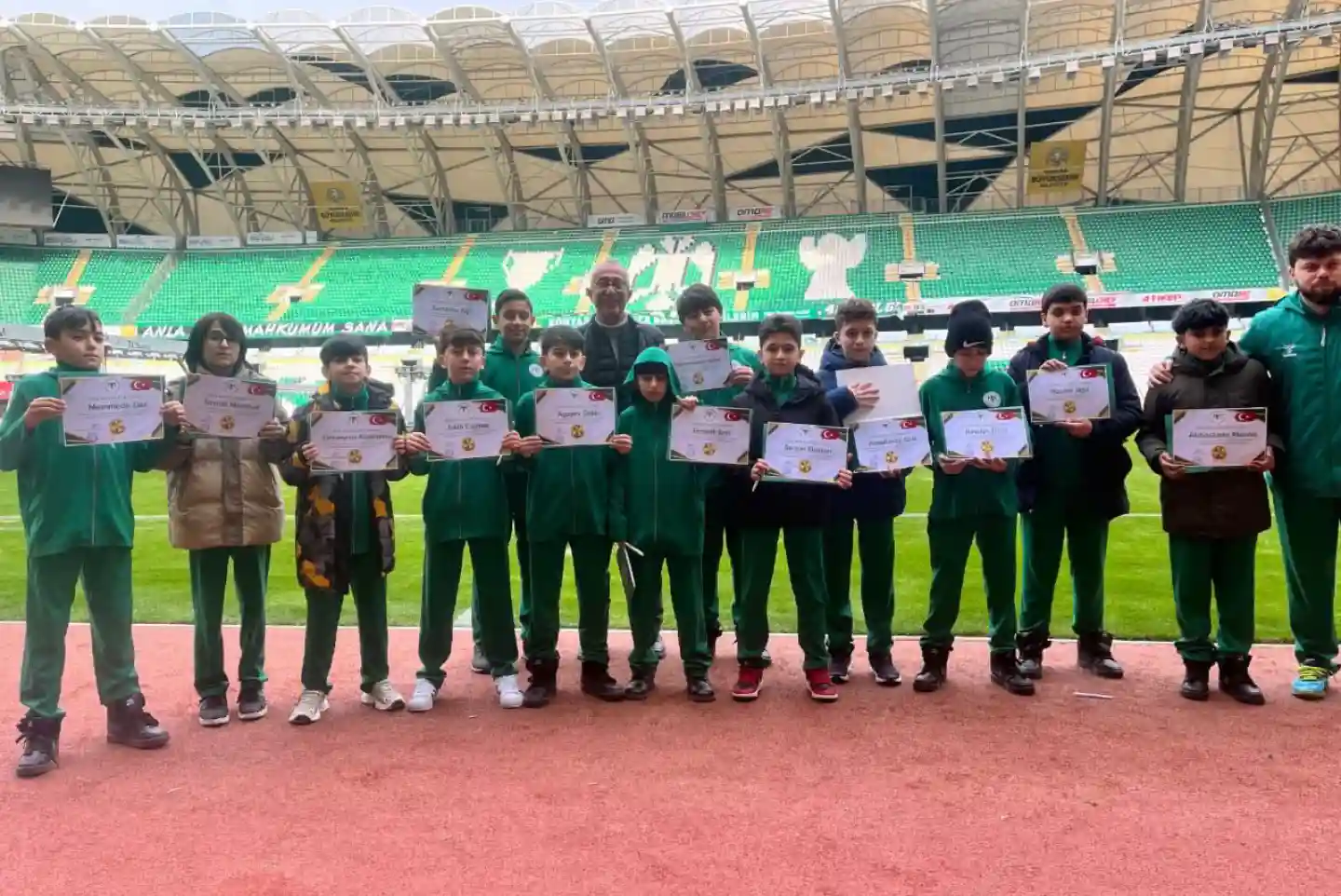 Bakü Futbol Okulu’ndan Gelen Sporcular Konyaspor’da Misafir Edildi