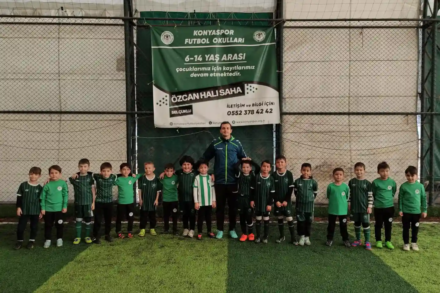 Özcan Halı Sahada 2019-2017 Grubu Çalışmaları Devam Ediyor