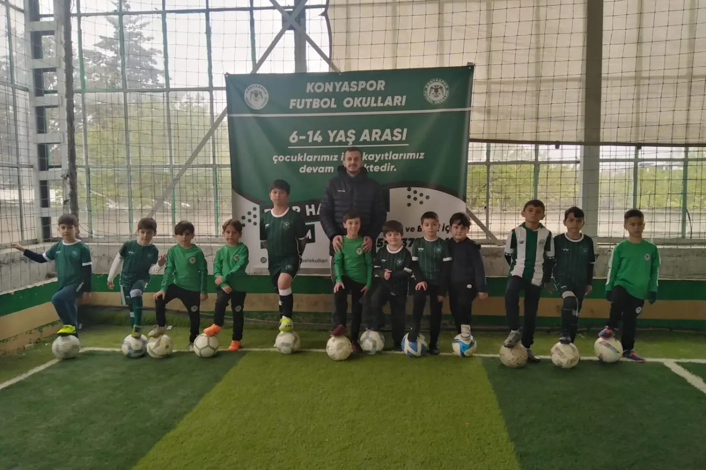 Konyaspor Futbol Okulları Efor Sahasında Antrenmanlara Başladı