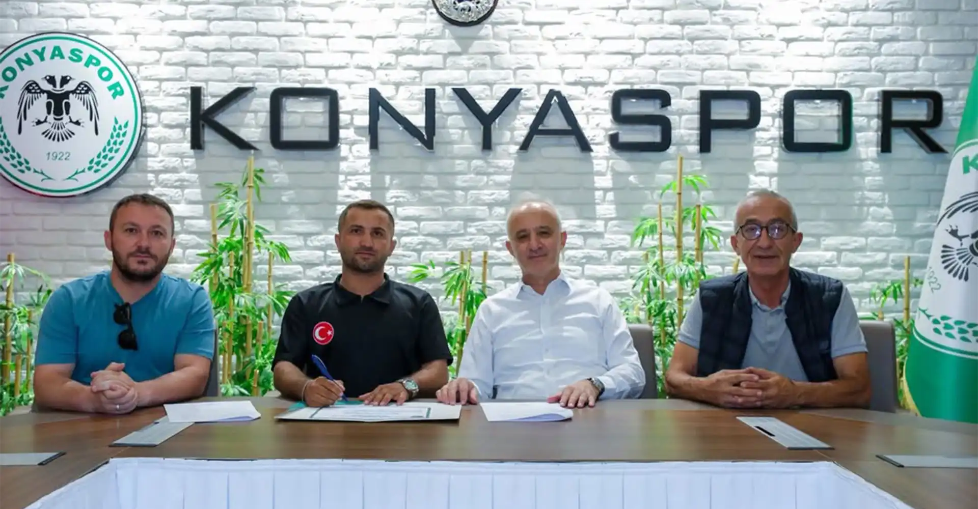 Konyaspor Futbol Okulu Karaman Ermenek’te.